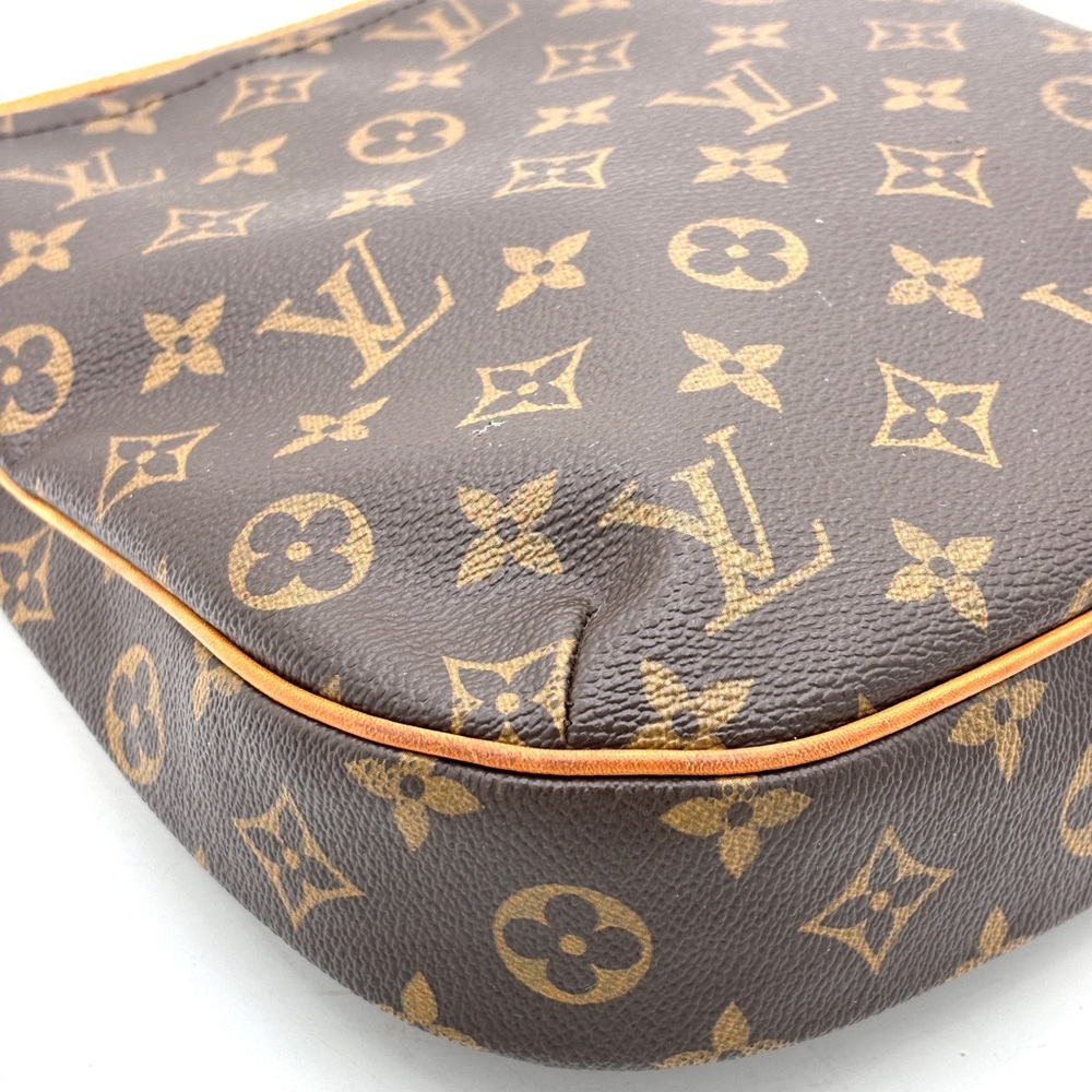 Auth. Louis Vuitton Odeon PM Monogram PVC Leather Shoulder Bag - Picture 6 of 16